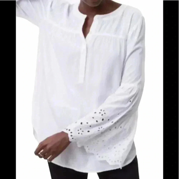 LOFT Flowy Bell Eyelet Sleeve Blouse Size S (E1) - Picture 1 of 8
